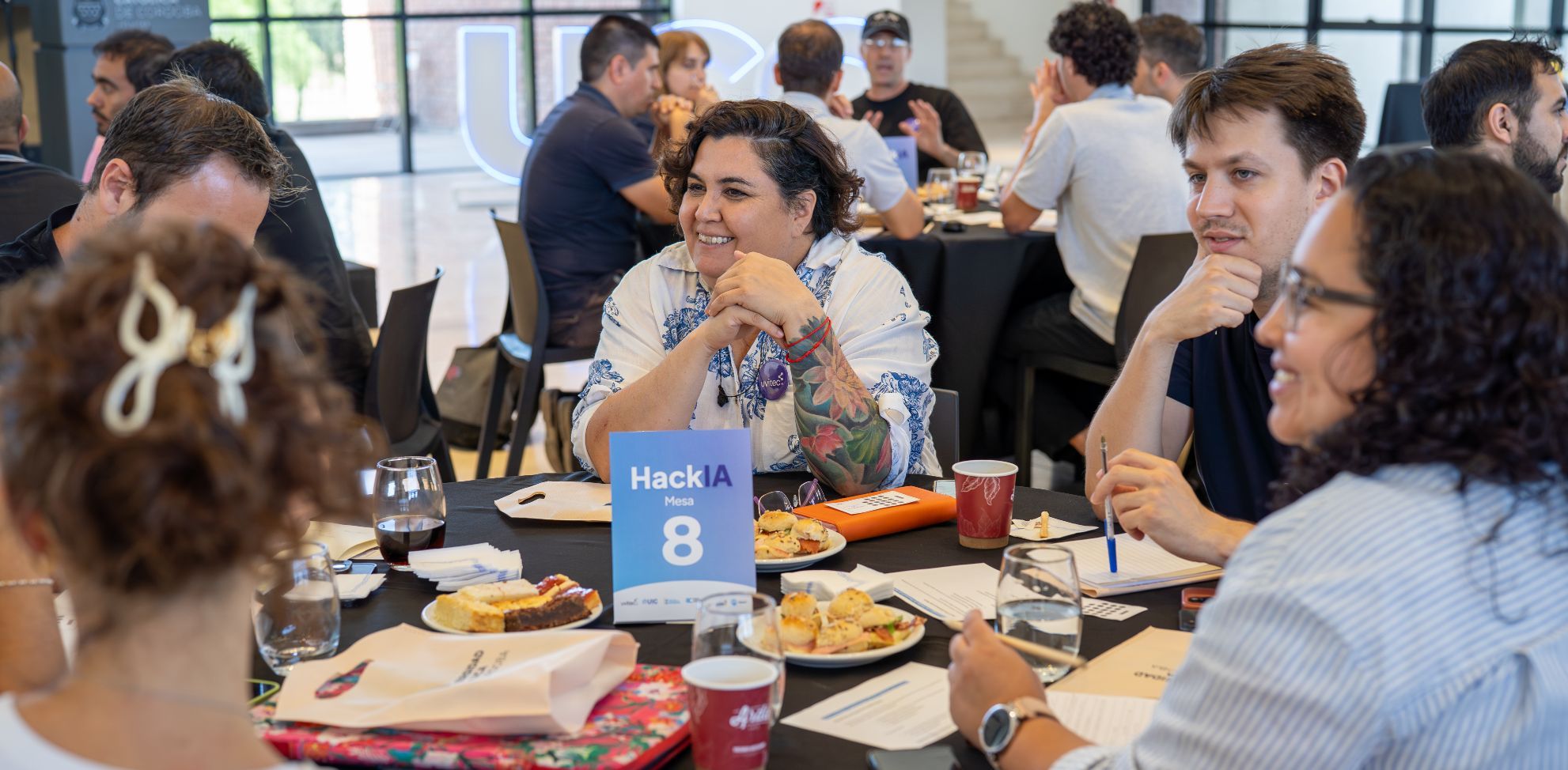 hack ia mesa tres.jpg