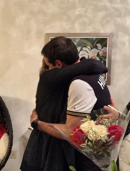 personalis abrazo de madre.jpeg